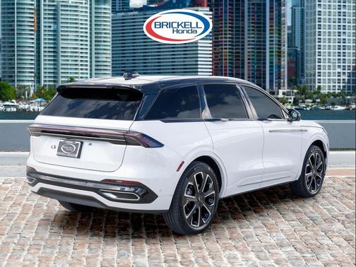 2024 Lincoln Nautilus Reserve