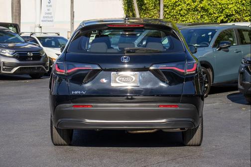 2023 Honda HR-V LX