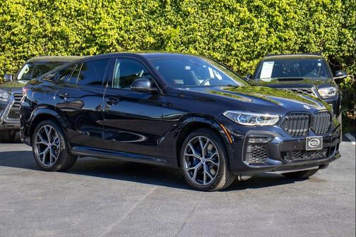 2023 BMW X6 M50i