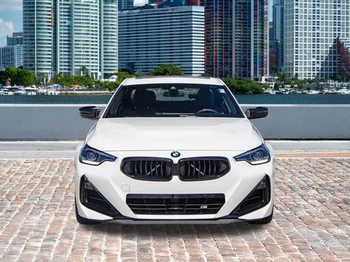 2025 BMW M240 i xDrive