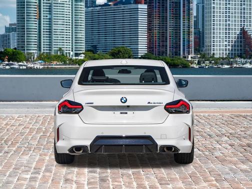 2025 BMW M240 i xDrive