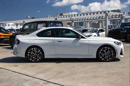 2025 BMW M240 i xDrive