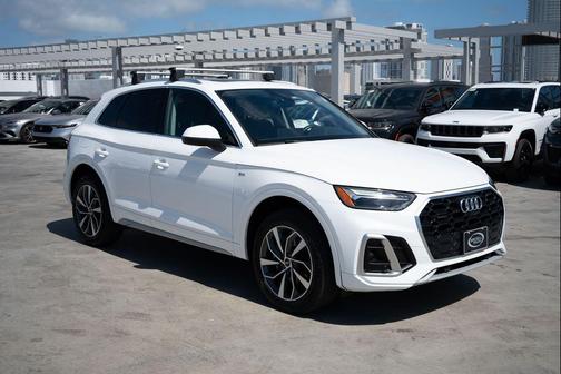 2024 Audi Q5 45 S line Premium Plus