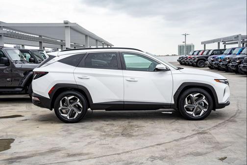 Serenity White Pearl 2023 Hyundai TUCSON SEL