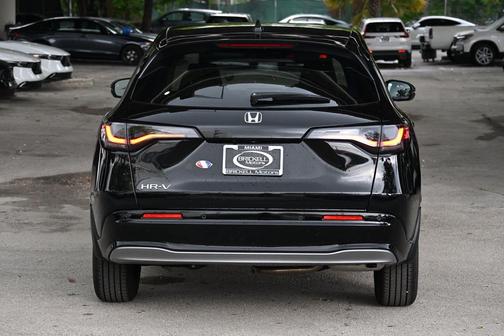 2026 Honda HR-V LX