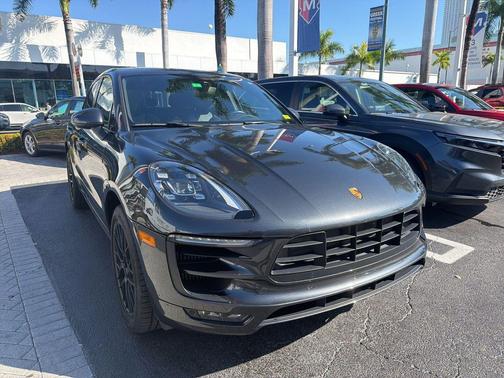 2017 Porsche Macan GTS