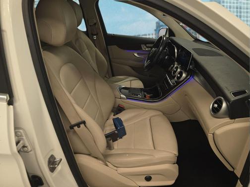 2021 Mercedes-Benz GLC 300 Base