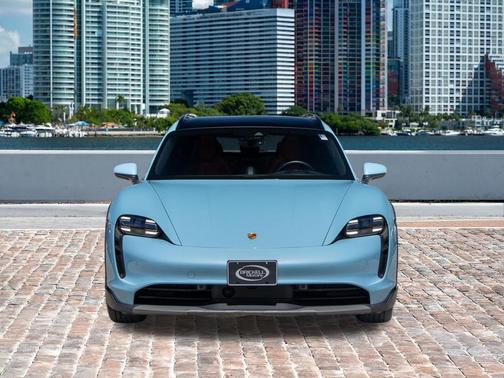 2022 Porsche Taycan 4