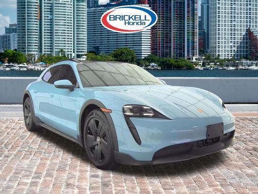 2022 Porsche Taycan 4