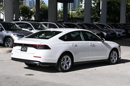 2025 Honda Accord LX 1.5T