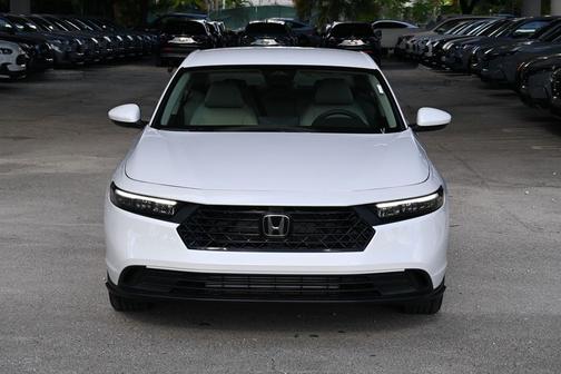 2025 Honda Accord LX 1.5T