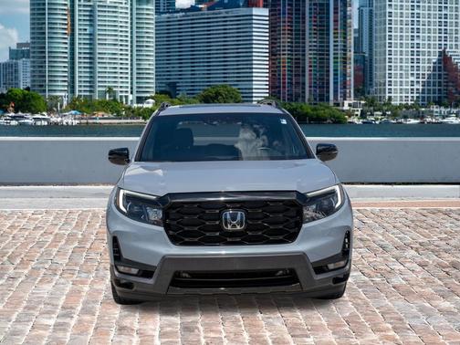 Sonic Gray Pearl 2023 Honda Passport