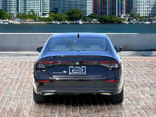 2025 Honda Accord LX 1.5T