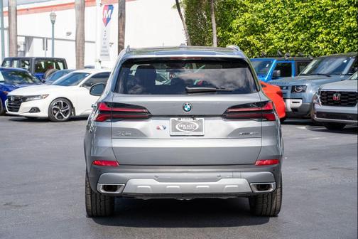 2025 BMW X5 xDrive40i