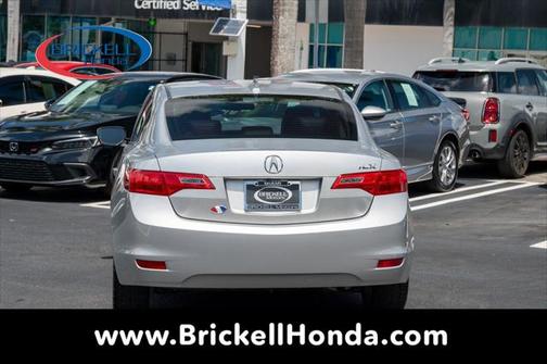 2013 Acura ILX 2.0L w/Premium Package