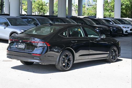 2025 Honda Accord Sport SE 1.5T