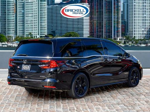 2024 Honda Odyssey Sport