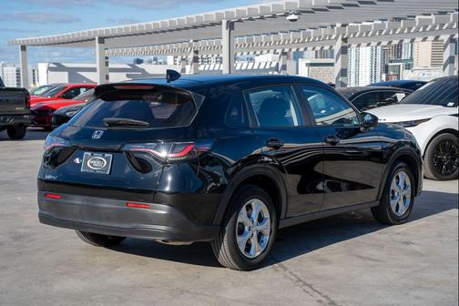 2023 Honda HR-V LX
