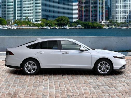 2025 Honda Accord LX 1.5T