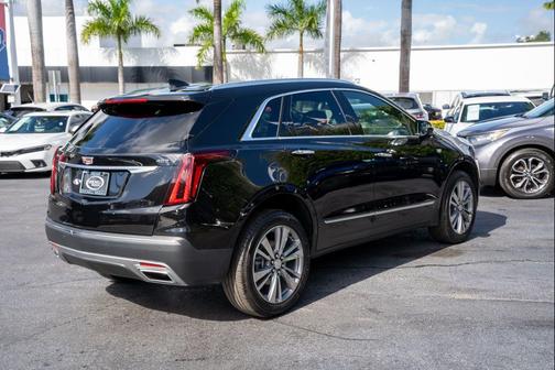 2025 Cadillac XT5 Premium Luxury