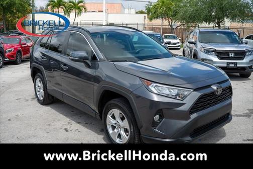 2021 Toyota RAV4 XLE