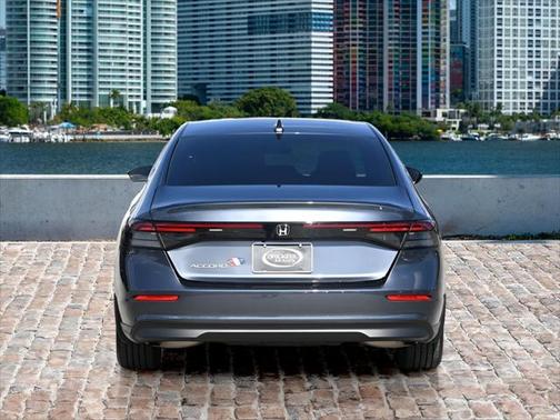 2025 Honda Accord LX 1.5T