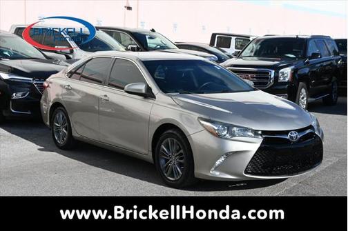 2016 Toyota Camry SE