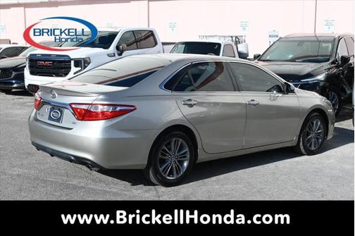 2016 Toyota Camry SE