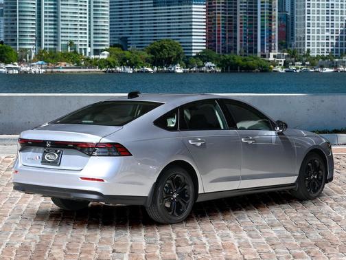 2025 Honda Accord Sport SE 1.5T