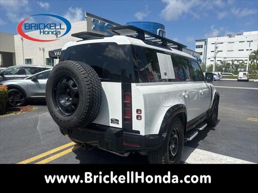 2023 Land Rover Defender 110 S