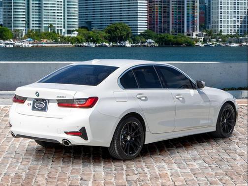 2020 BMW 330 330i