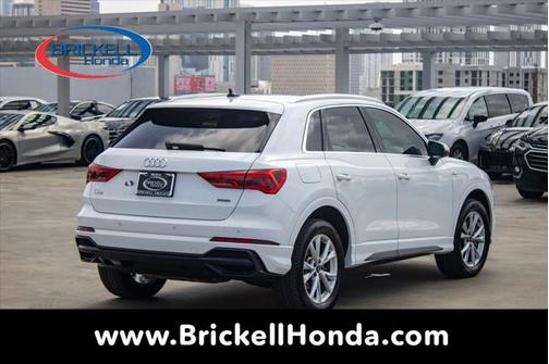 2022 Audi Q3 45 S line Premium