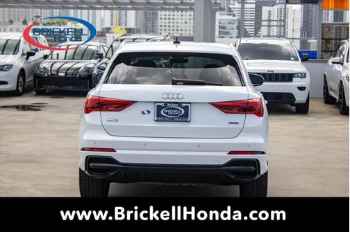 2022 Audi Q3 45 S line Premium