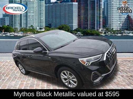 Mythos Black Metallic 2023 Audi Q3 Premium 45 TFSI S line quattro Tiptronic
