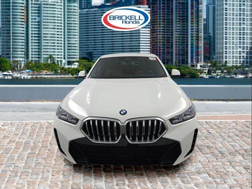2024 BMW X6 xDrive40i