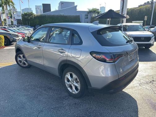 2023 Honda HR-V LX