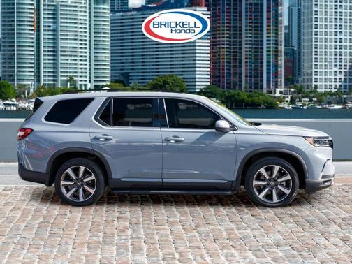2023 Honda Pilot AWD Elite