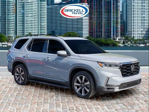 2023 Honda Pilot AWD Elite