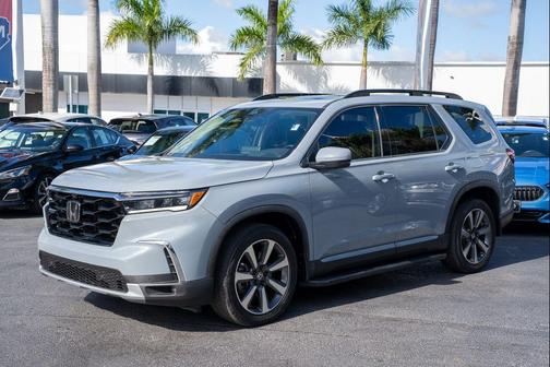 2023 Honda Pilot AWD Elite