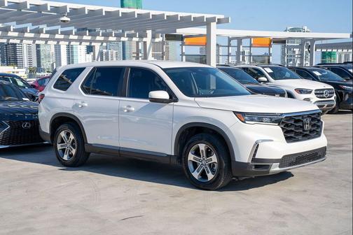 Platinum White Pearl 2024 Honda Pilot EX-L