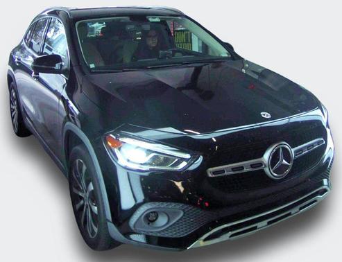 2021 Mercedes-Benz GLA 250 Base 4MATIC
