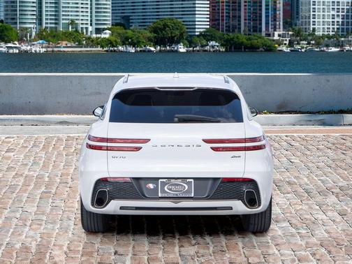 2024 Genesis GV70 2.5T AWD
