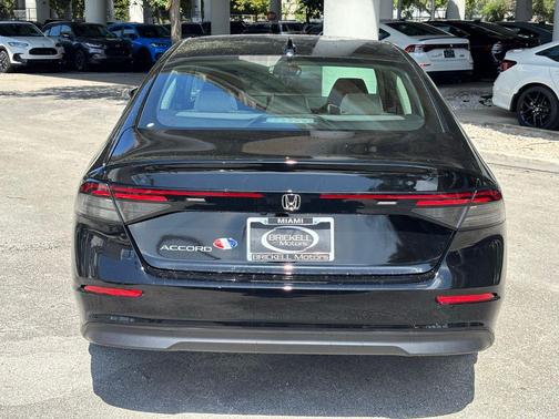 Crystal Black Pearl 2026 Honda Accord SE