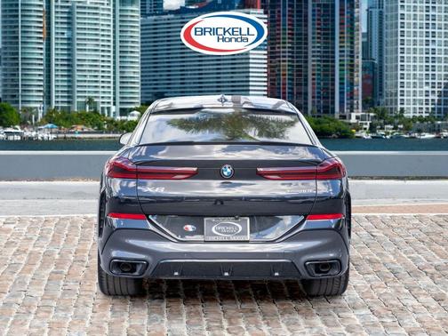 2022 BMW X6 xDrive40i