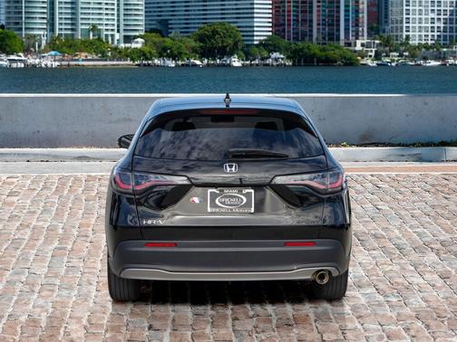 2023 Honda HR-V 2WD Sport