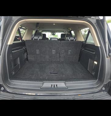 AGATE BLACK METALLIC 2024 Ford Expedition Max XLT