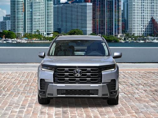 Solar Silver Metallic 2026 Honda Pilot EX-L