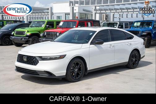 Platinum White Pearl 2025 Honda Accord