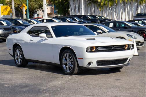 2023 Dodge Challenger SXT