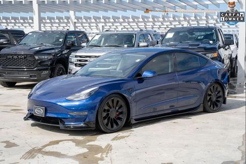 2023 Tesla Model 3 Performance
